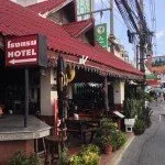 Jomtien beach road
