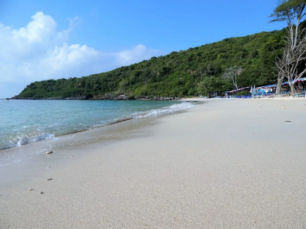 Nuan beach Koh Larn travel Thailand