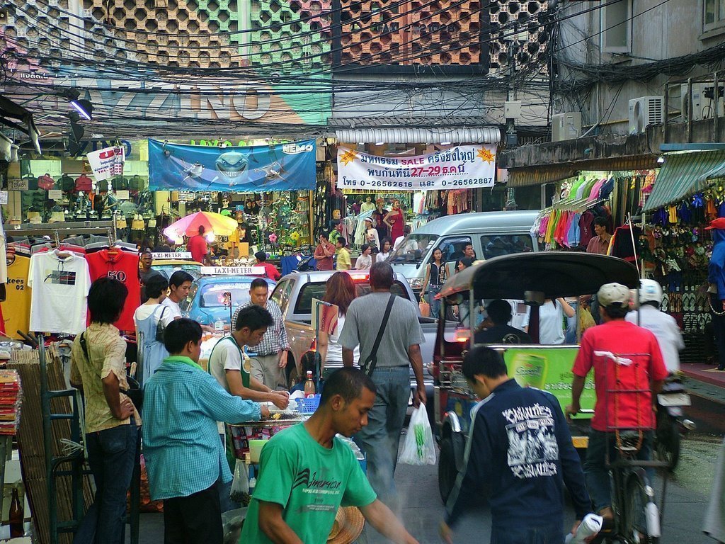 Pratunam street vendors