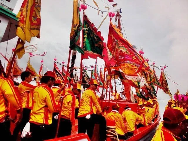 Thailand festivals Samut Sakhon