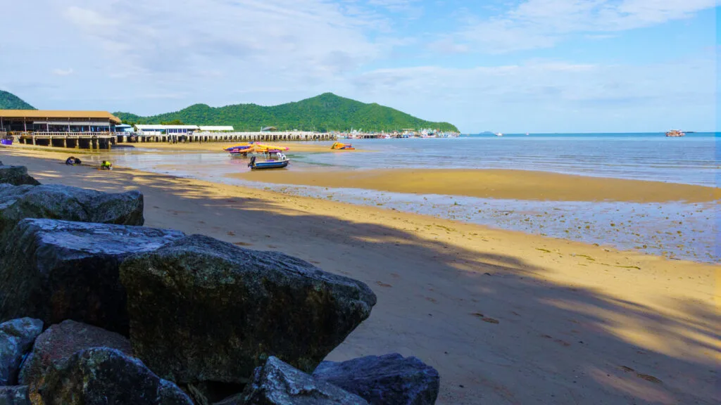 Bang Saray Fishing village